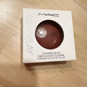 MAC Glowplay Cushiony Blush - Plush Pepper